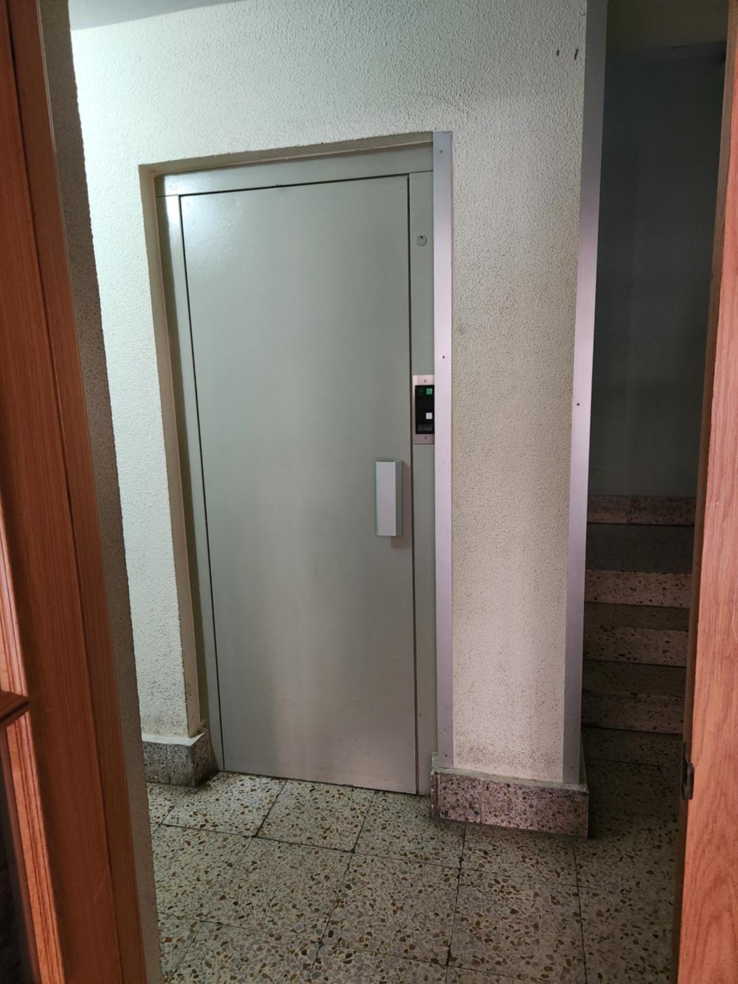 Moderno Apartamento Cerca Del Centro En León Eksteriør billede